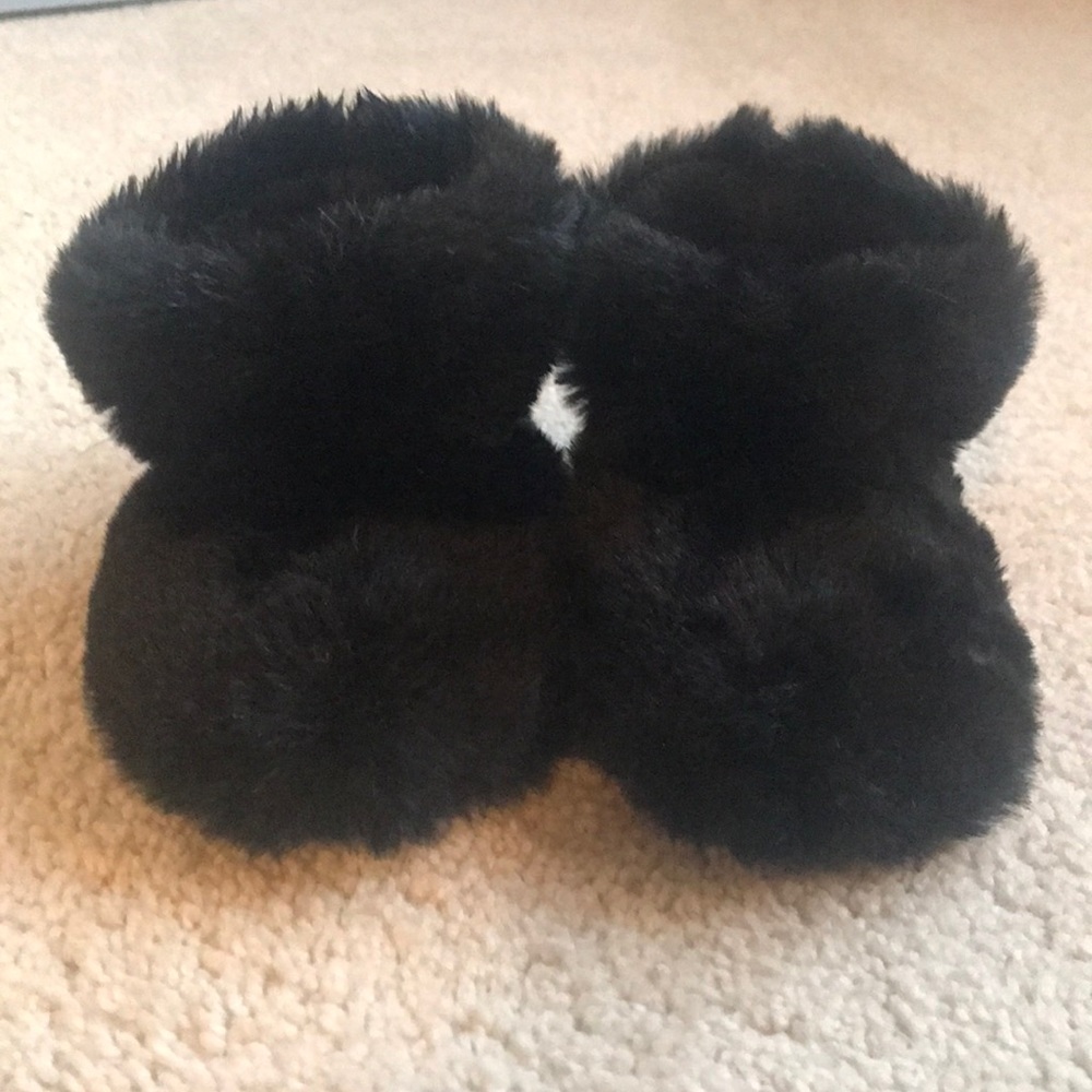 Acorn slippers (unisex)  worn twice